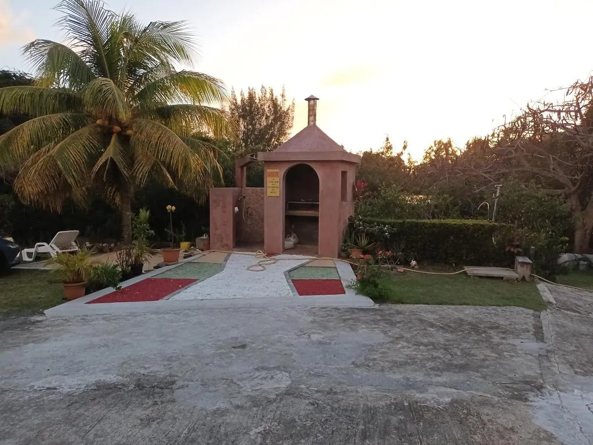 Chez Janou Daire Sainte-Anne  Sainte-Anne (Grande-Terre)