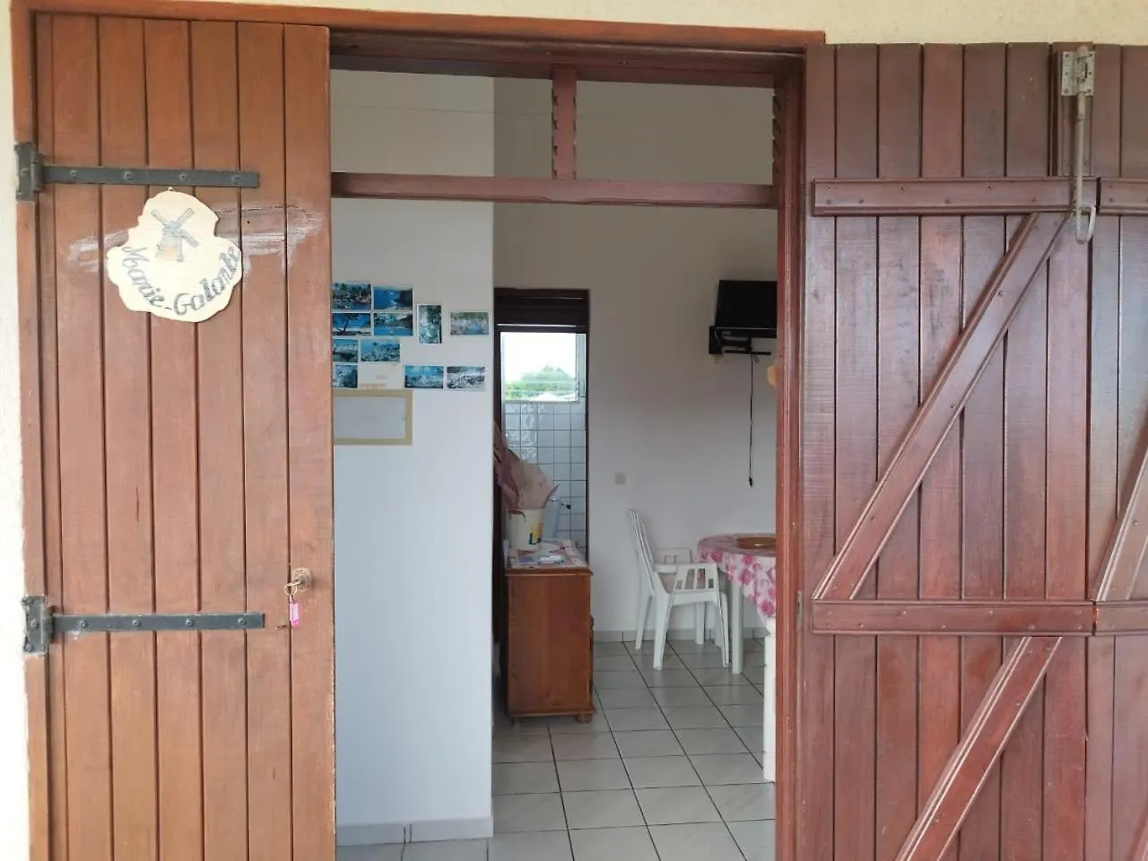 Chez Janou Daire Sainte-Anne  0*, Sainte-Anne (Grande-Terre)